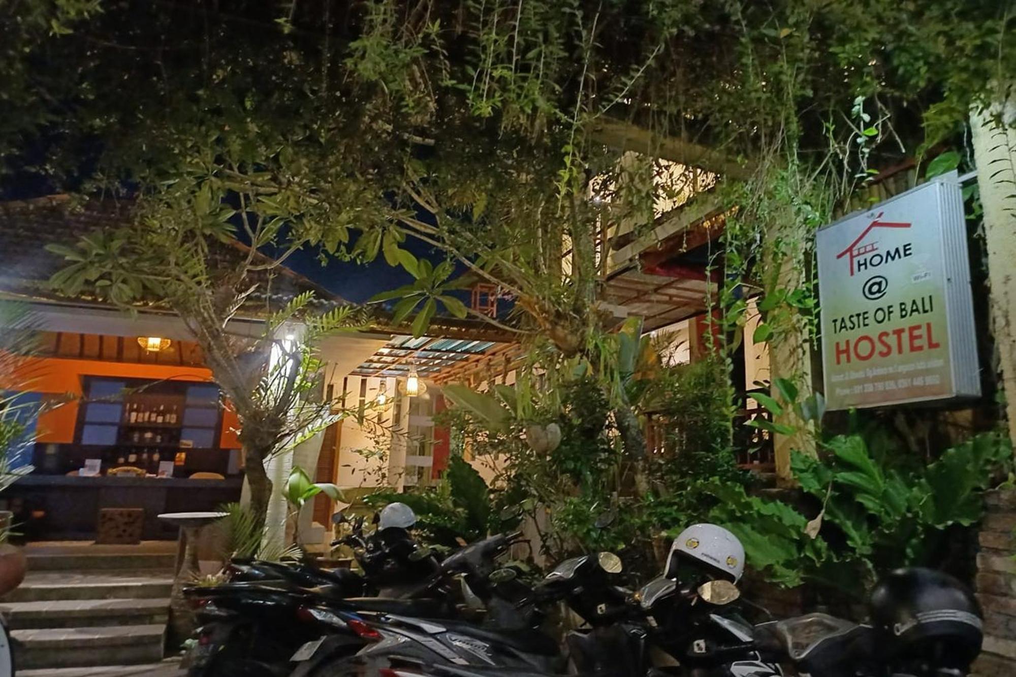 Taste Of Bali Hostel Kuta Lombok Kültér fotó