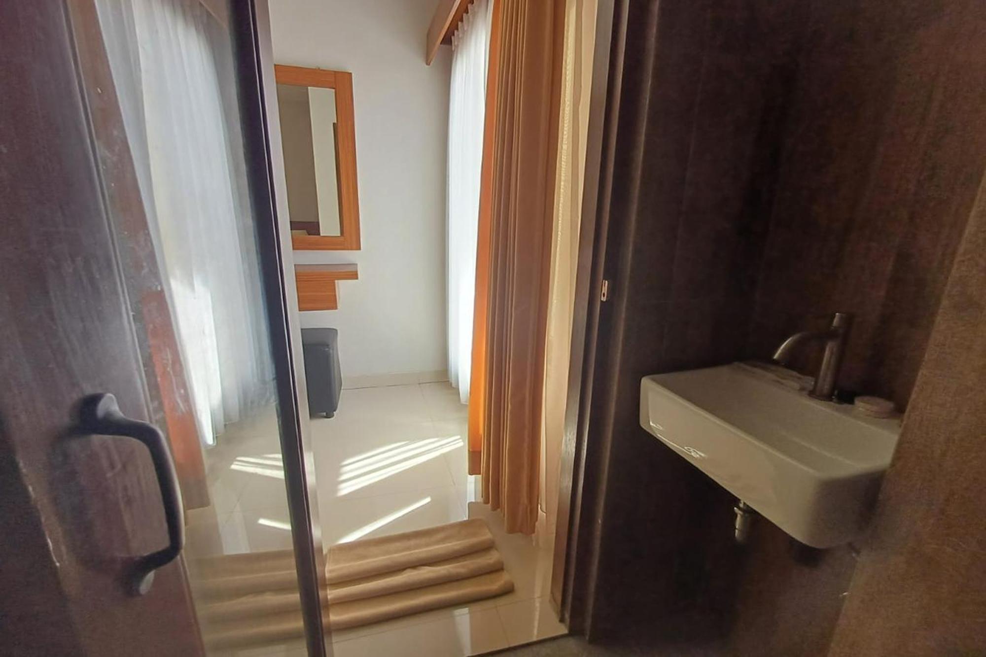 Taste Of Bali Hostel Kuta Lombok Kültér fotó